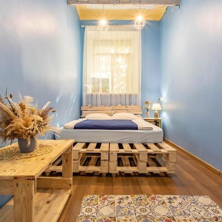 Garis Factory Hostel Kiev Luaran gambar