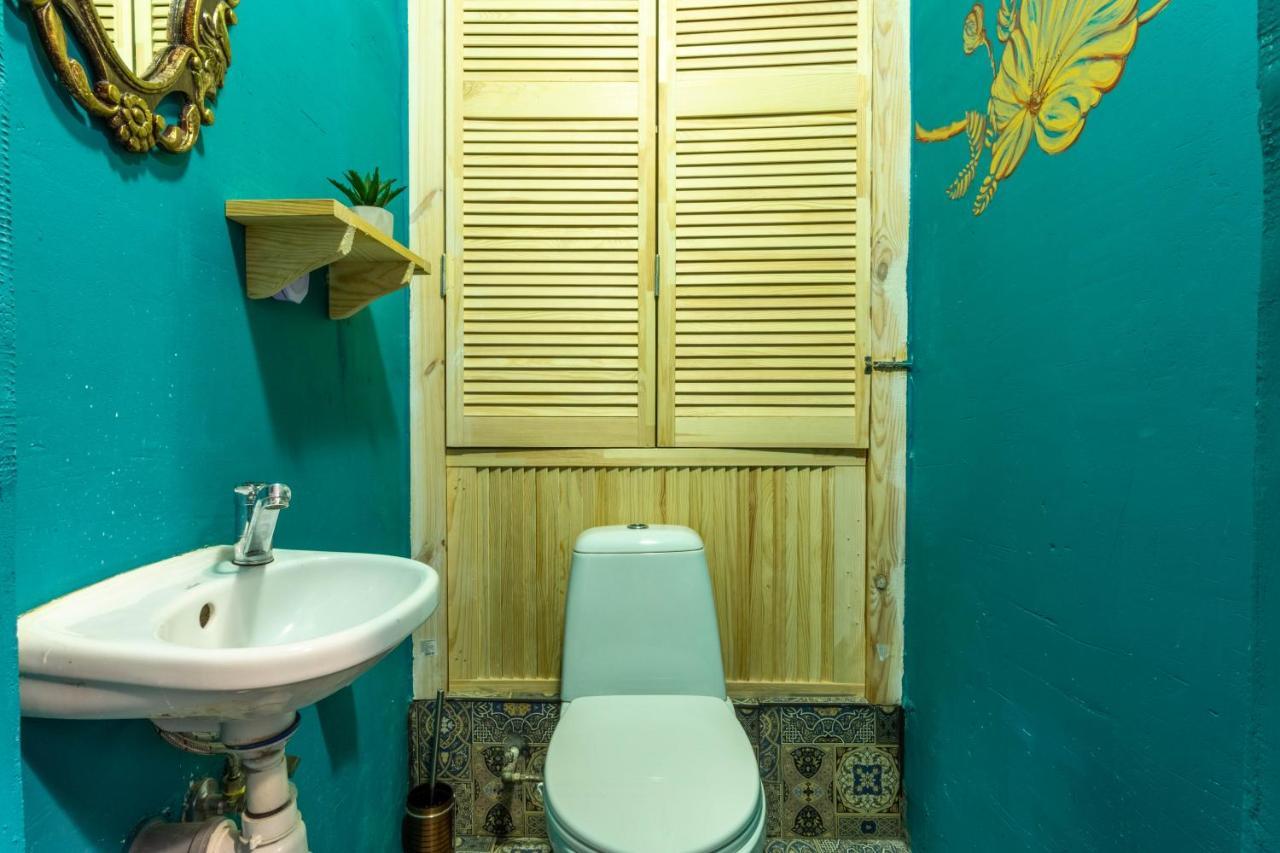Garis Factory Hostel Kiev Luaran gambar
