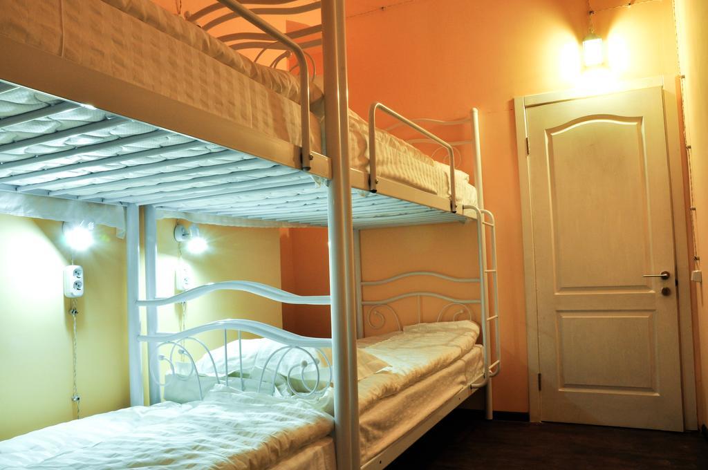 Garis Factory Hostel Kiev Bilik gambar